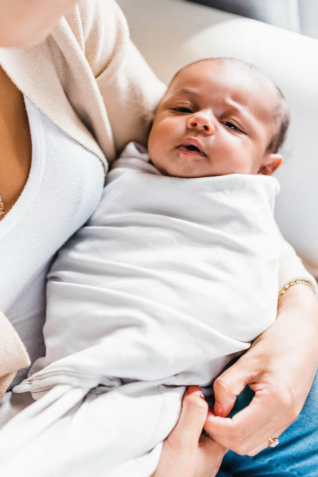 Tips and Tricks for Swaddling Your Baby in Winter